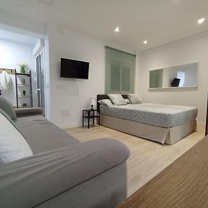 Studio met een King Size Bed